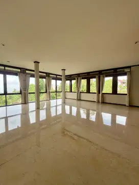Rumah Besar Nyaman View Bagus dekat Kampus UPI Setiabudi Bandung