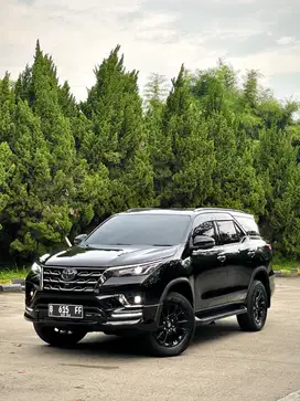 Toyota Fortuner VRZ 2021 2.4 GR Sport A/T