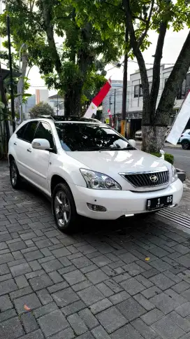 Harier L premium 2.4 at 2012 putih