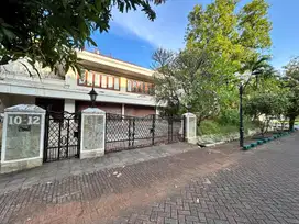 RUMAH MEWAH BESAR VILLA TAMPAK SIRING KELAPA GADING JAKARTA UTARA