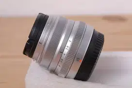 Fujifilm XF 35mm F2 R WR Silver