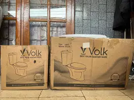 KLOSET DUDUK BARU MERK VOLK