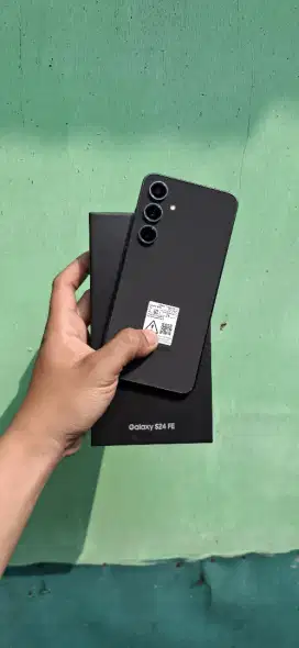 SAMSUNG S24fe 8/256GB