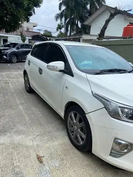 Di jual Yaris 2014 type G, manual