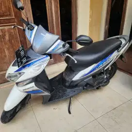 Vario 110 putih 2011 gbm