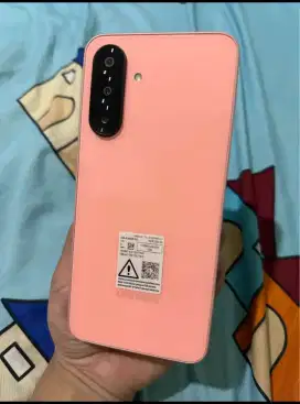 Samsung A26 5G NFC 8/256 layar 120Hz