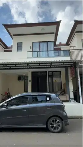 JUAL CEPAT BU SEBELUM DI LELANG RUMAH FURNISHED DI LAVON ENCHANTA