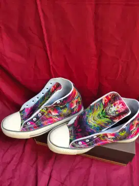 CONVERSE MOTIF CORAK