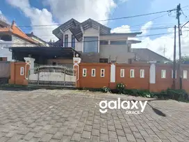 RUMAH SEMI BALINESE STYLE 2 LANTAI DI NOJA AYUNG KESIMAN PETILAN DENPA