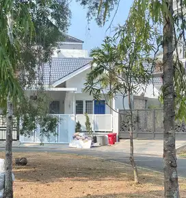 WTS / Dijual Cepat Rumah Siap Huni Lokasi Strategis di Kencana Loka