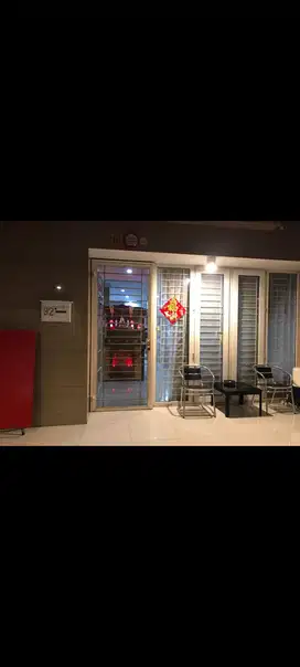 Dijual Rumah 2,5 Lt di The Green Court di Boulevard 7 x 17 m2 Ada 3+1