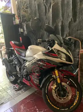 MOTOR R15 V2 2015 ORIAN PEMAIKAIAN CEWE BONUS 2 KNALPOT SURAT LENGKAP
