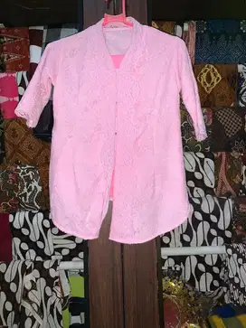 Persewaan baju adat dan profesi