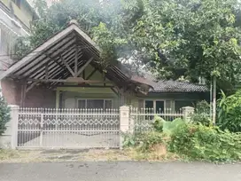 Turun Harga Rumah di Jual di Kebayoran Lama