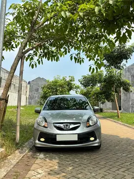 Dijual cash Brio satya e mt 2014