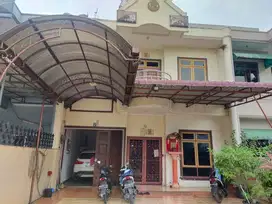 Dijual Villa Medan Polonia