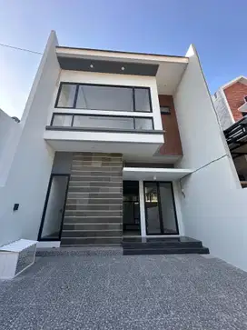 Rumah Baru Klampis Semolo