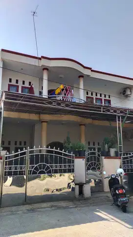 Dijual rumah 2 lantai di pulo gebang permai jakarta timur