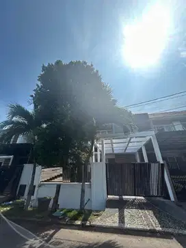 JUAL CEPAT RUMAH CLUSTER HARAPAN INDAH SIAP HUNI (C0648)