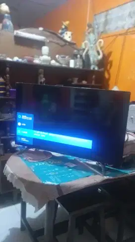 TV LED PHILIPS 40 INCH DIGITAL