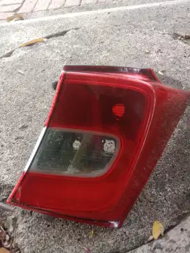 Lampu Depan dan Belakang Honda Freed Ori