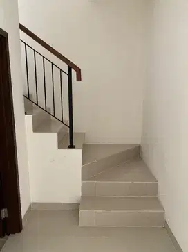 Rumah Dekat Kampus, Sekolah & Kawasan Kuliner di Vanya Park BSD City