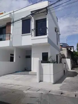 Rumah murah under 1M di pusat kota sawah besar Jakarta pusat