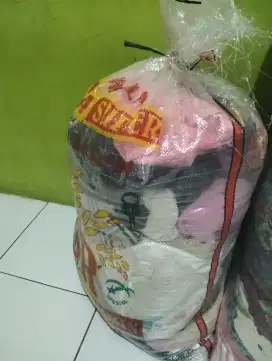 Jualan baju second