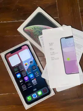 Iphone xsmax 64gb