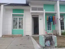 RUMAH OVER KREDIT POSISI 2 RUMAH BERDERET DI SERANG BARAT