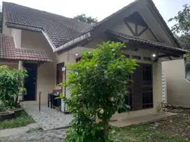Di Sewa Rumah  Di Giri Loka BSD