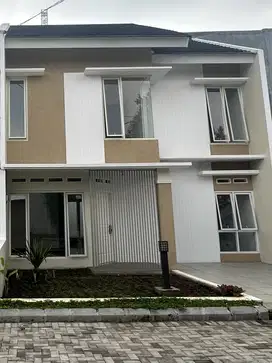 Rumah 2 Lantai Lokasi Antapani Bandung