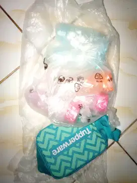 Tupperware perabotan dapur
