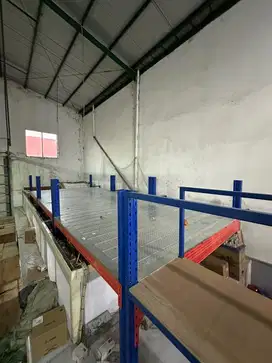 Rak Barang Mezzanine Rak Gudang Tinggi 4m
