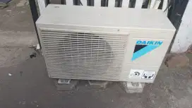 Dijual AC daikin Thailand 1pk