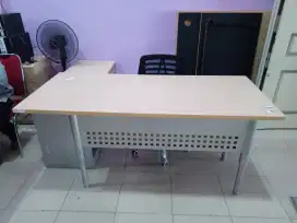 MEJA KANTOR LATER L