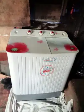Mesin cuci kapasitas 8kg
