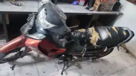 DIJUAL MOTOR SMASH KONDISI NYALA TIDAK NGEBUL