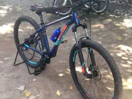 Sepeda MTB Strada 5
