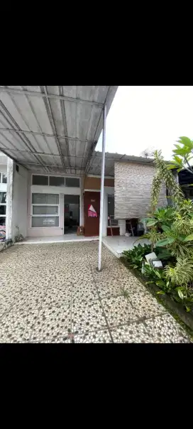 Over Murah Rumah Cantik Dekat Stasiun Rawabuntu
