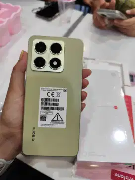 Xiaomi 14T ram 12/512 . Bisa kredit bunga mulai 0%