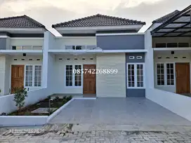 RUMAH  1 LANTAI UNIT READY SIAP HUNI DI BANYUMANIK SEMARANG