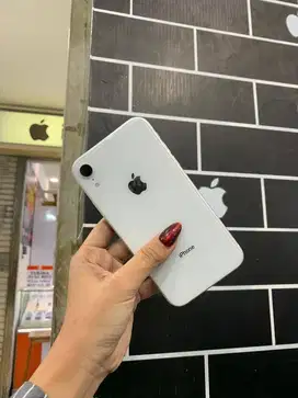 IPHONE XR 128GB LIKE NEW SECON BERKUALITAS BISA DI CICIL MULAI 300k an