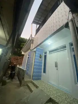 Di Jual Rumah 2 Lantai Murah