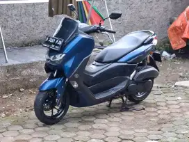Yamha nmax blue