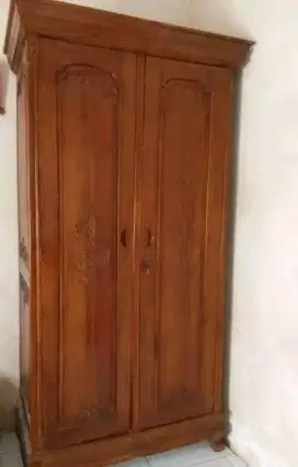 Lemari Jati 2 Pintu