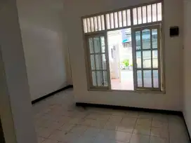 Dijual Rumah Baru Renov Siap Huni Di Lebak Permai Surabaya