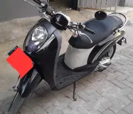 Dijual Cepat Honda Scoopy 2011 Hitam - Mesin Sehat - Harga Terjangkau