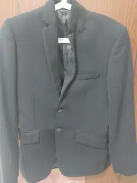 jas formal untuk acara resmi