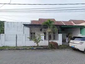 Dijual Rumah Hook + Tempat Usaha Strategis Surya Asri 2 Sukodono
